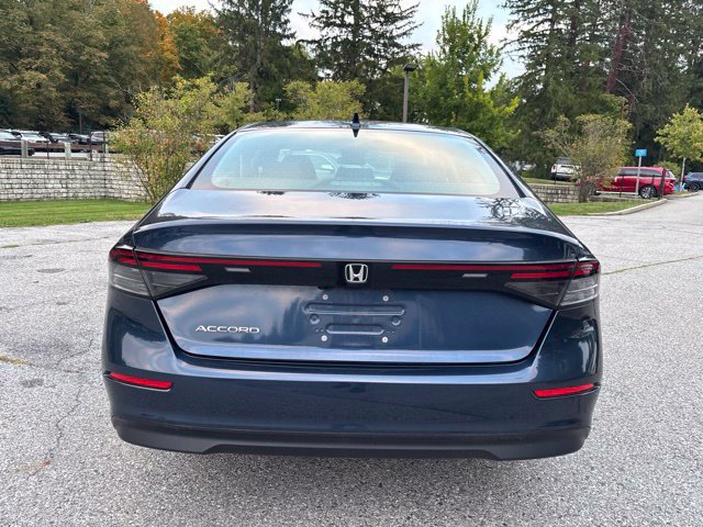 Used 2023 Honda Accord EX image 6
