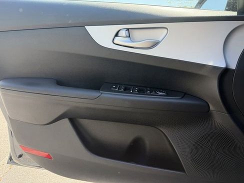 Certified 2024 Kia Forte LXS FWD image 9