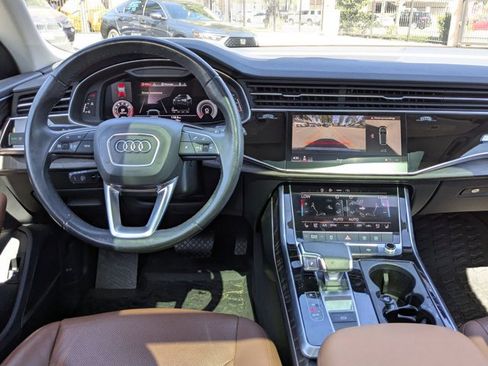 Used 2022 Audi Q8 Premium Plus w/ Premium Plus Package image 18