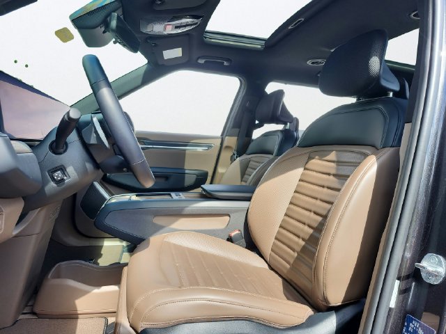 Certified 2024 Kia EV9 Land AWD/4WD image 12
