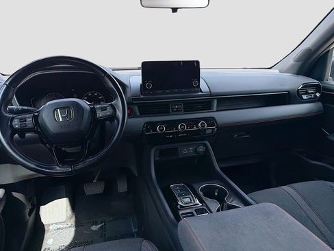 Used 2023 Honda Pilot Sport image 22