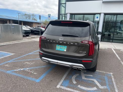 Used 2021 Kia Telluride EX image 41