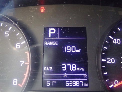 Used 2023 Kia Rio LX image 40