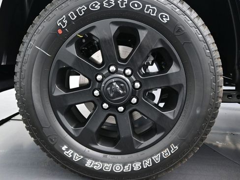 New 2026 RAM 2500 Laramie AWD/4WD image 39