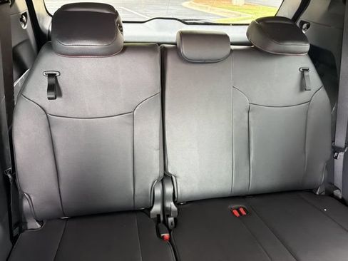 Used 2026 Toyota Sienna XSE FWD image 16