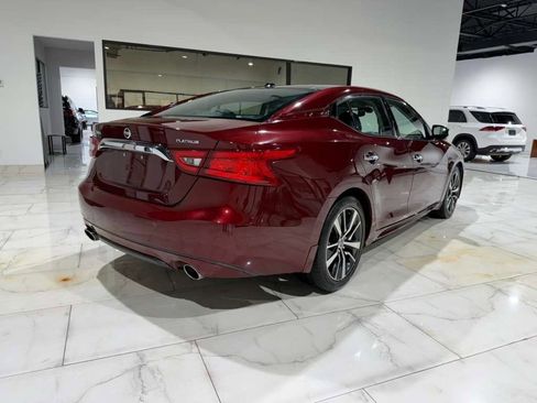 Used 2017 Nissan Maxima Platinum image 8