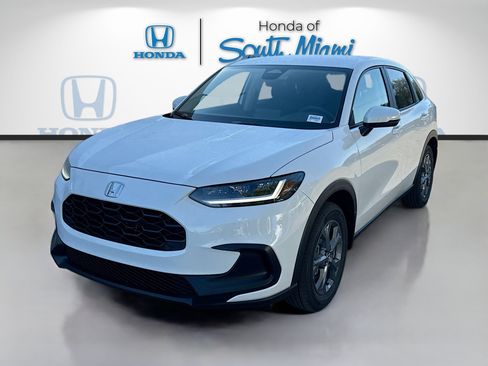 New 2026 Honda HR-V LX image 3