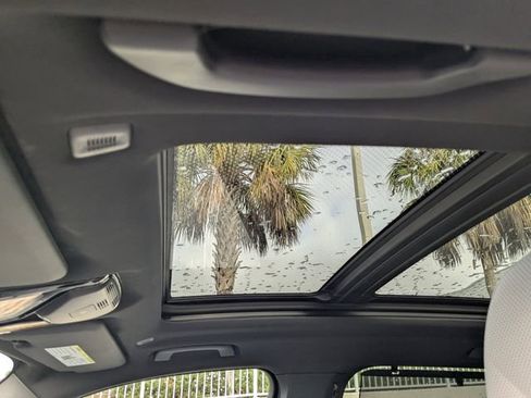 Used 2024 BMW X5 M60i image 15