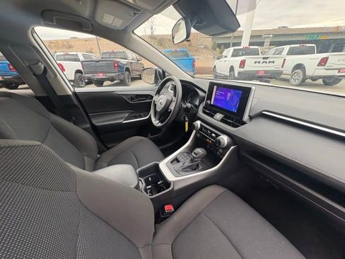 Used 2024 Toyota RAV4 LE AWD/4WD image 29
