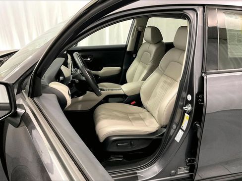 Used 2024 Honda HR-V EX-L image 10