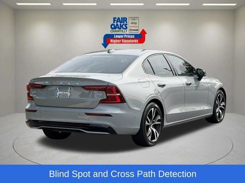 Used 2025 Volvo S60 B5 Plus FWD image 7
