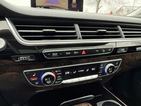 Used 2018 Audi Q7 3.0T Prestige w/ Prestige Package image 46
