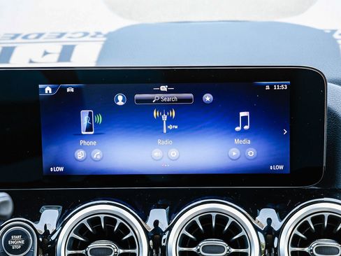 Certified 2025 Mercedes-Benz GLA 250 image 12