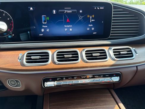 Certified 2025 Mercedes-Benz GLE 350 4MATIC image 6