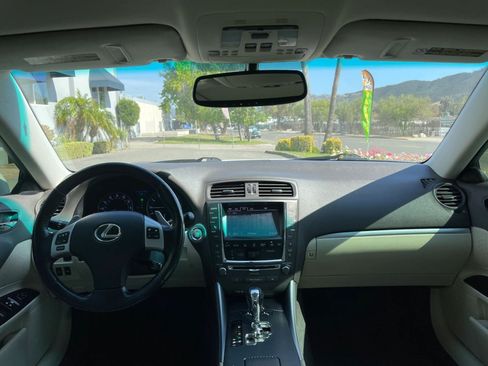 Used 2013 Lexus IS 250 w/ Premium Pkg Value Edition RWD image 12