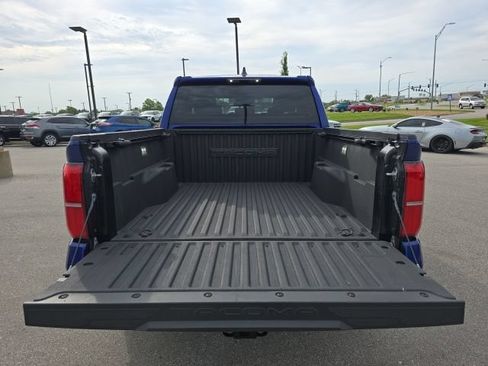 Used 2024 Toyota Tacoma 4x4 Double Cab image 16