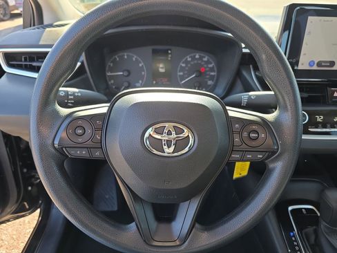 Used 2023 Toyota Corolla LE image 24