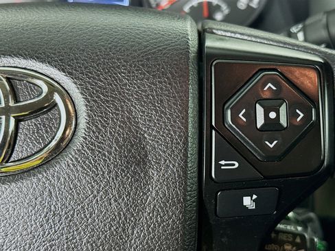 Used 2021 Toyota Tacoma SR image 14