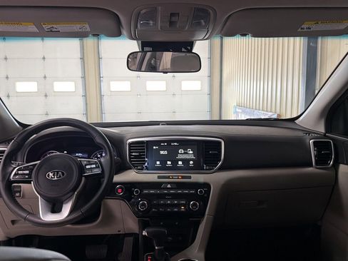 Used 2022 Kia Sportage EX image 25