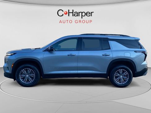 Certified 2025 Chevrolet Traverse LT AWD/4WD image 6
