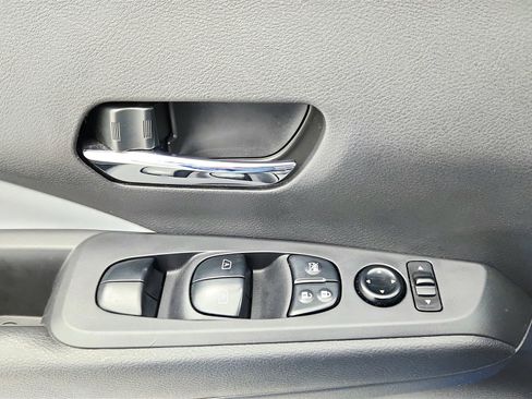 Used 2023 Nissan Kicks SR w/ SR Premium Package image 24