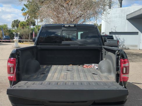 Used 2019 RAM 3500 Laramie image 13