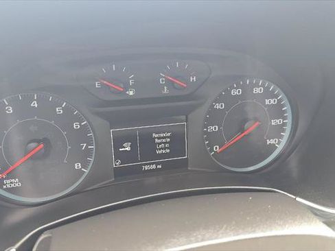Used 2019 Chevrolet Equinox LS w/ LS Convenience Package FWD image 16