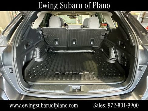 Used 2025 Subaru Outback Premium AWD/4WD image 28