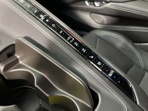 Certified 2024 Chevrolet Corvette Stingray Preferred Cpe w/ 2LT image 31