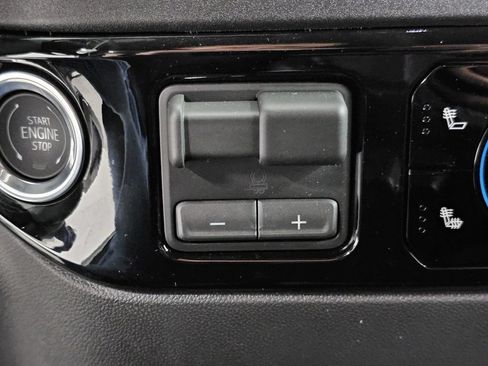 Used 2026 Chevrolet Silverado 1500 LT AWD/4WD image 23