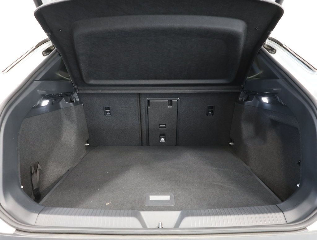 Used 2022 Volkswagen ID.4 Pro S RWD image 27