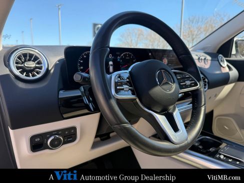 Certified 2023 Mercedes-Benz GLA 250 4MATIC image 17
