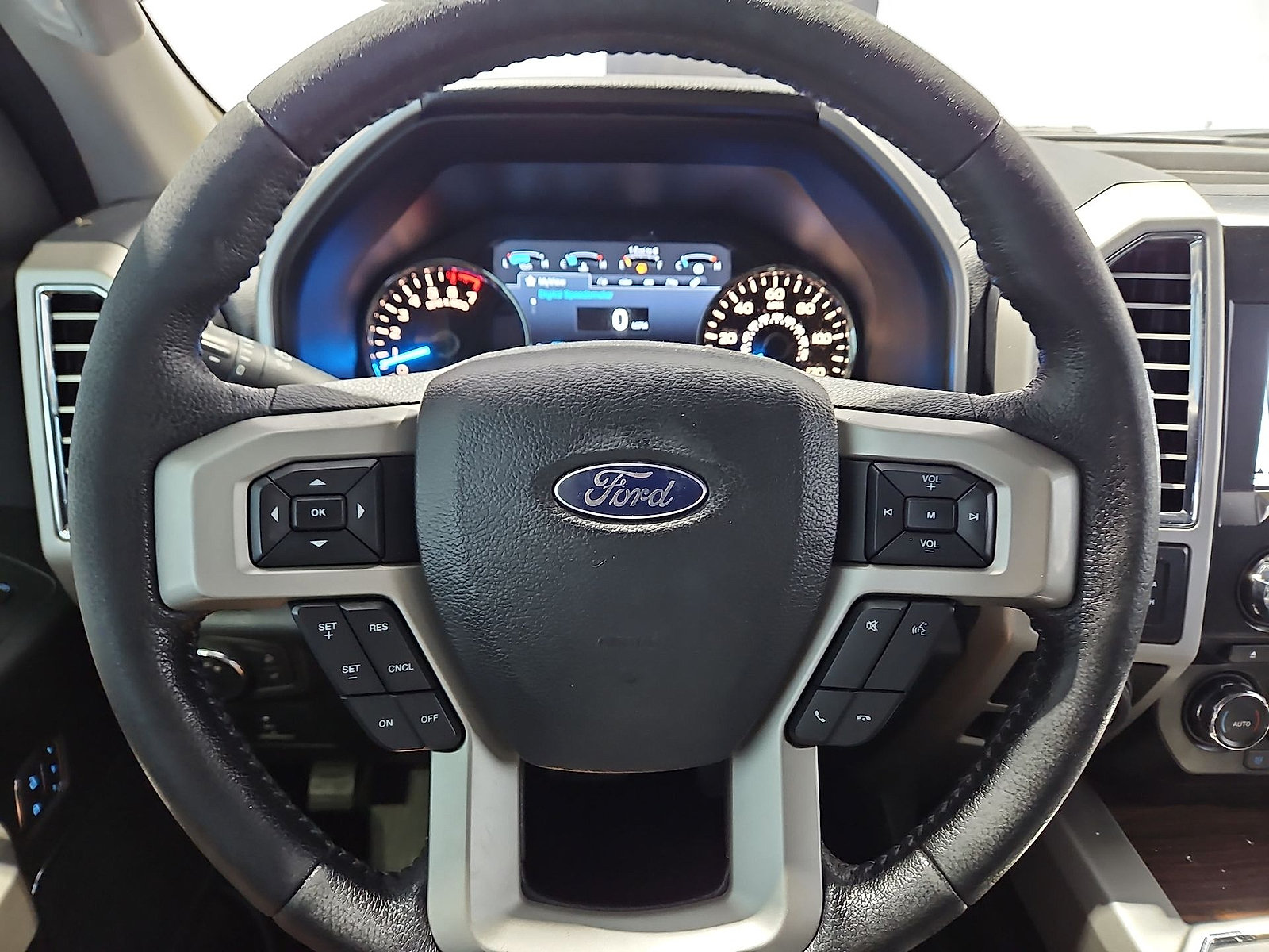 Used 2016 Ford F150 Lariat AWD/4WD image 21