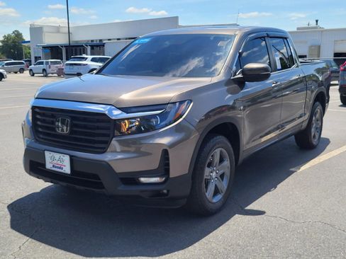 Certified 2023 Honda Ridgeline RTL image 6