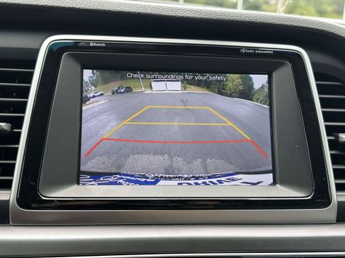 Used 2019 Hyundai Sonata SEL w/ Tech Package 02 FWD image 19