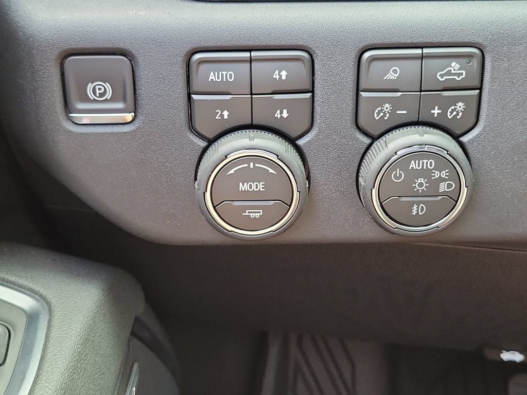 New 2026 Chevrolet Silverado 1500 RST AWD/4WD image 14