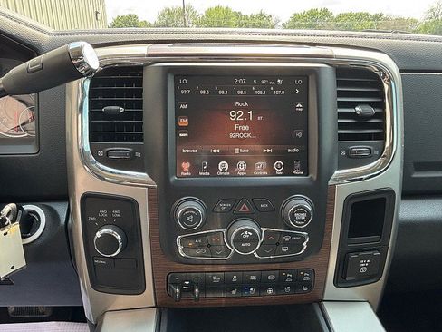 Used 2016 RAM 2500 Laramie w/ Sport Appearance Group AWD/4WD image 13