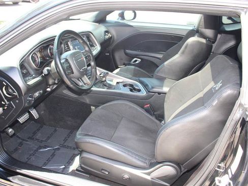 Used 2022 Dodge Challenger R/T Scat Pack w/ Plus Package RWD image 9