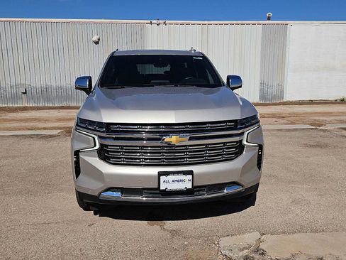 Used 2024 Chevrolet Tahoe Premier AWD/4WD image 3