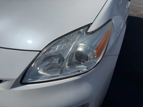 Used 2013 Toyota Prius Four w/ Deluxe Solar Roof Pkg image 2