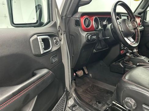 Used 2019 Jeep Wrangler Unlimited Rubicon w/ Dual Top Group image 27