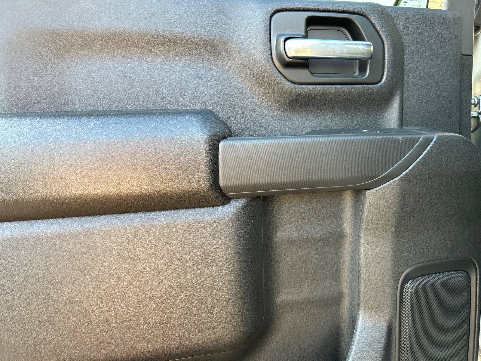 Used 2026 Chevrolet Silverado 1500 Custom Trail Boss w/ LPO, Dark Essentials Package AWD/4WD image 35