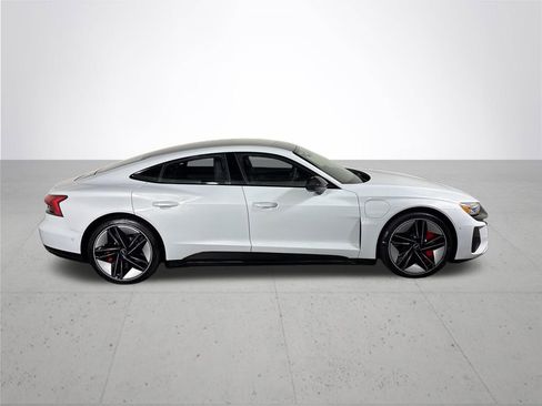 Used 2022 Audi RS e-tron GT AWD/4WD image 5