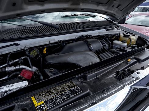Used 2013 Ford E-150 and Econoline 150 image 25