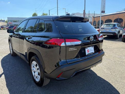 Certified 2024 Toyota Corolla Cross L AWD/4WD image 5