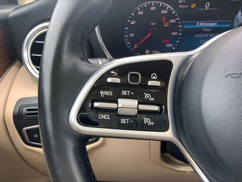 Used 2022 Mercedes-Benz GLC 300 4MATIC w/ Premium Package Lite image 23