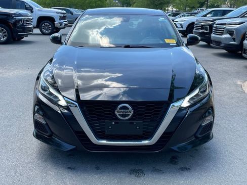 Used 2022 Nissan Altima 2.5 SV FWD image 2