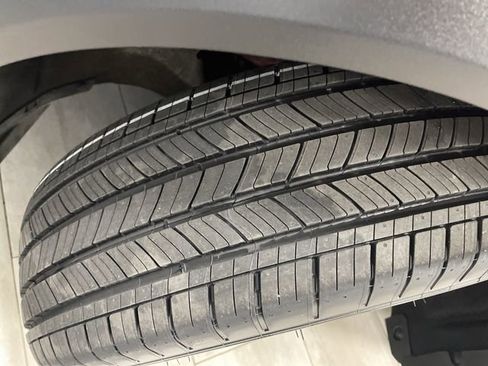 Used 2024 Ford Mustang Mach-E Select image 35