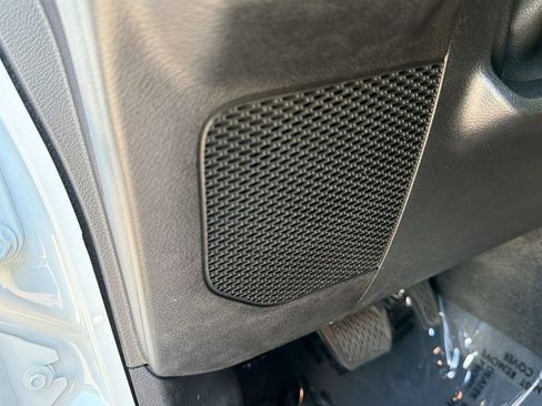 Used 2022 Jeep Gladiator Rubicon w/ LED Lighting Group AWD/4WD image 20