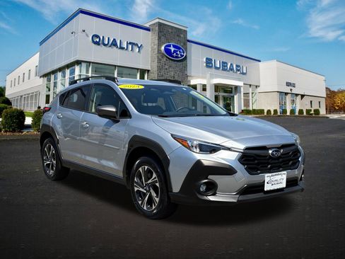 Used 2024 Subaru Crosstrek 2.0i Premium AWD/4WD image 5